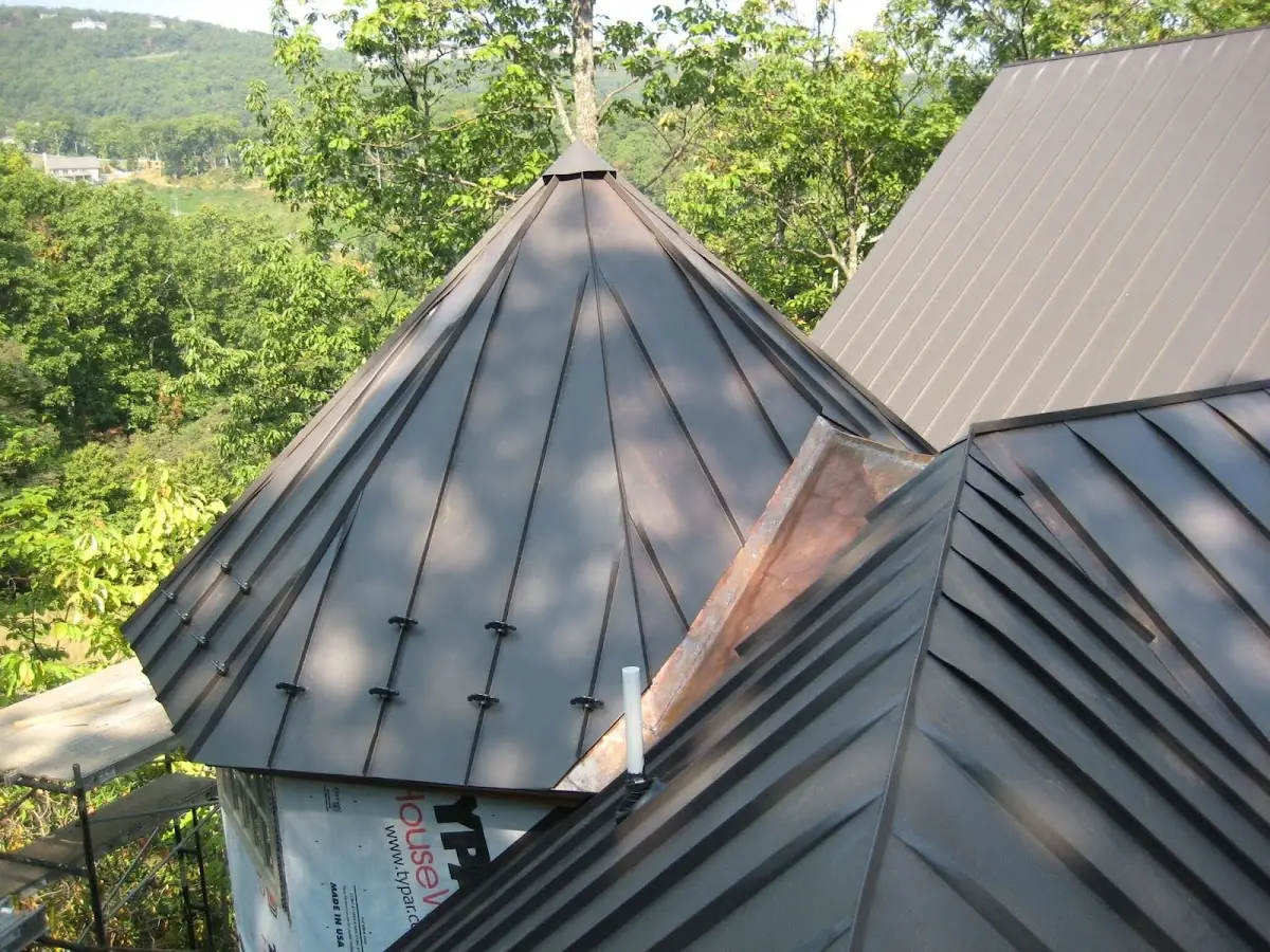 Professional Roof Tarp Installation by Craftsman Roofing in Dunlo